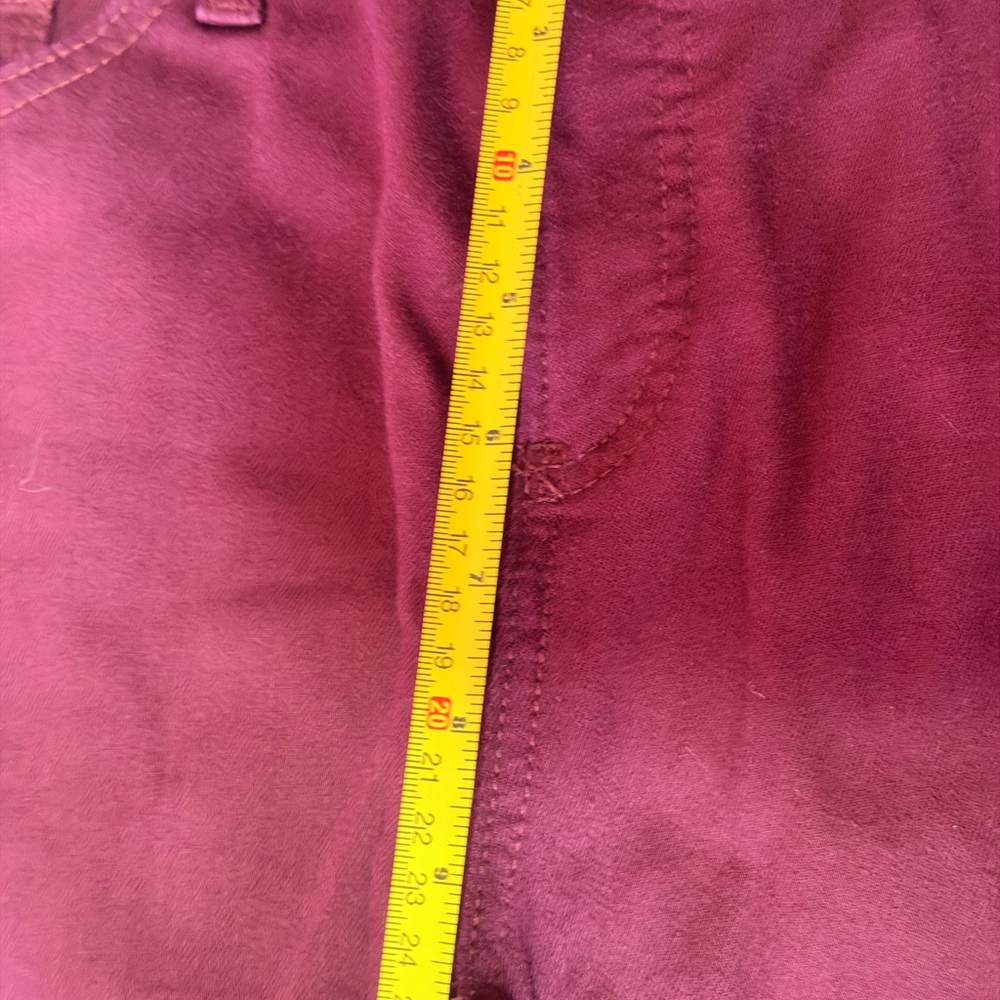 Chico’s Slimming Girlfriend Slim Leg Jeans 4R Burgundy. - Picture 6 of 11